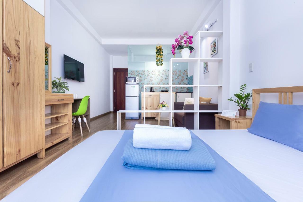 Cozrum Homes Truong Dinh Хошимин Экстерьер фото