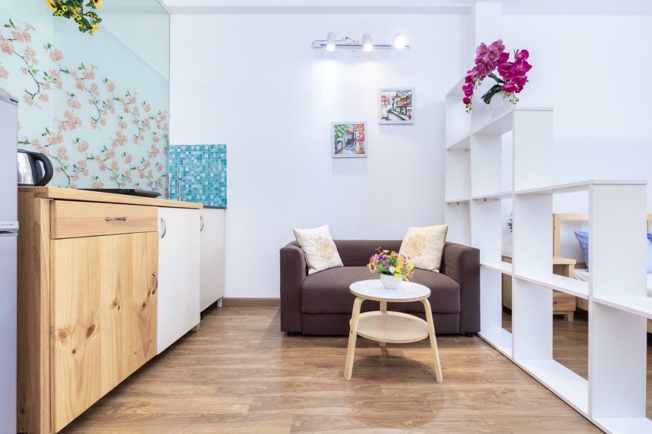 Cozrum Homes Truong Dinh Хошимин Экстерьер фото